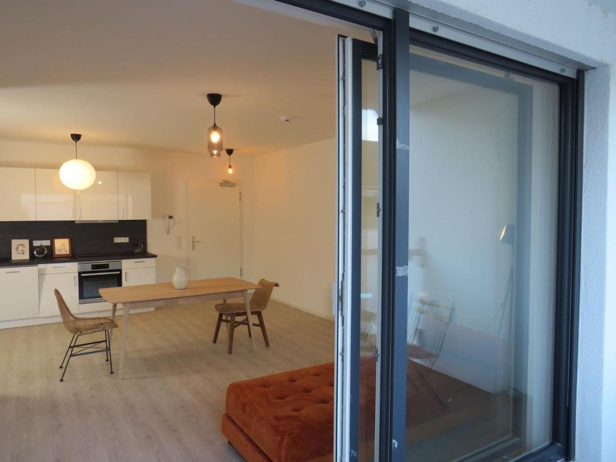 L8 Street - Q2 16 Apartment