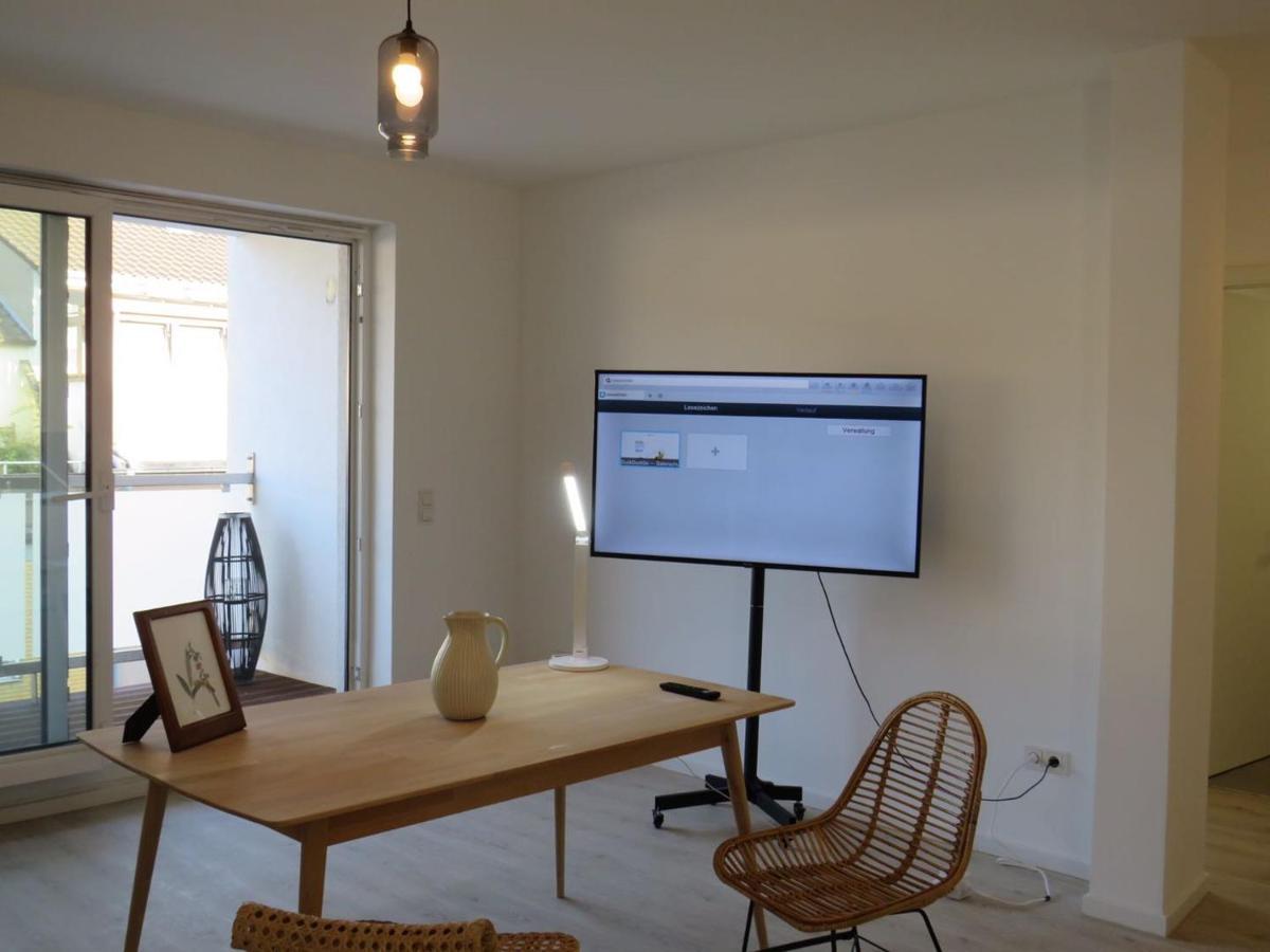 Apartment L8 Street - Q2 16 *