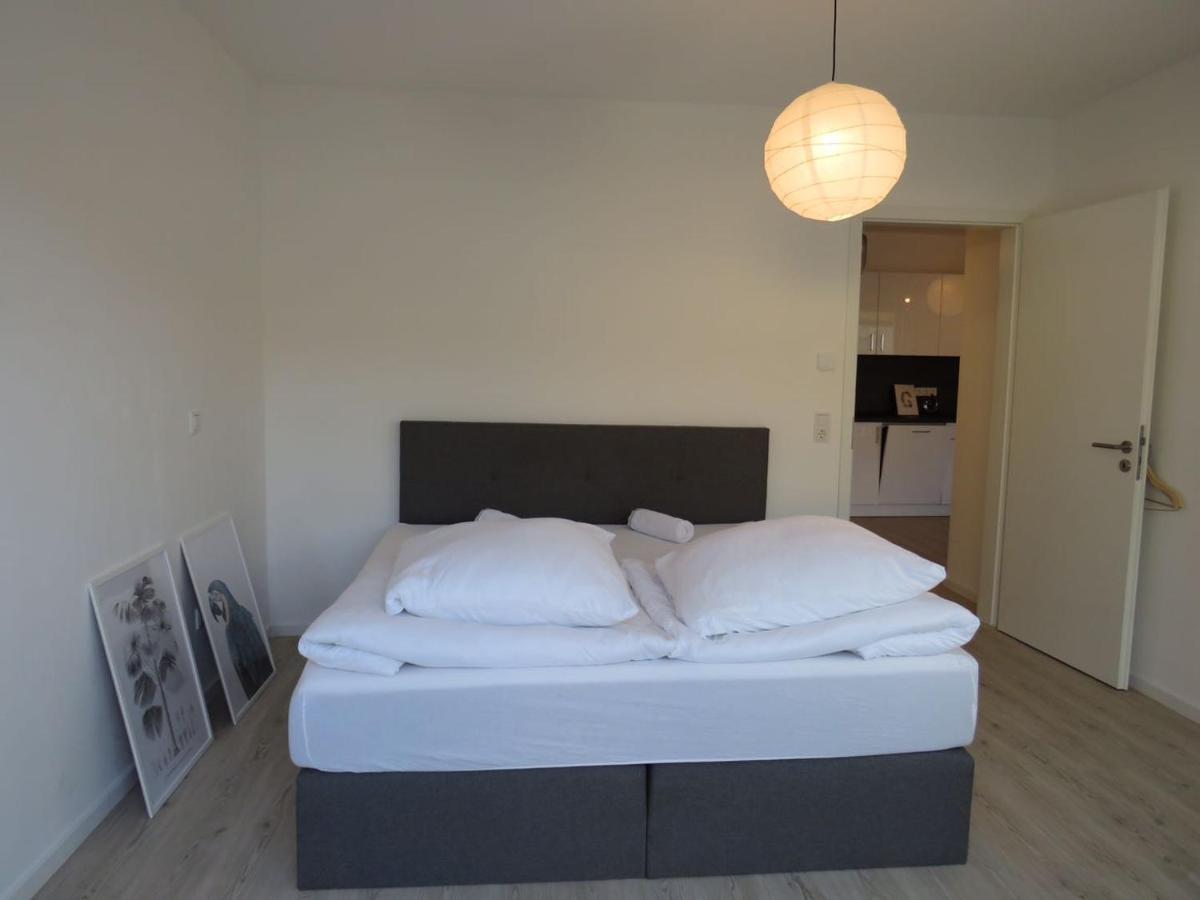 Apartment L8 Street - Q2 16 *