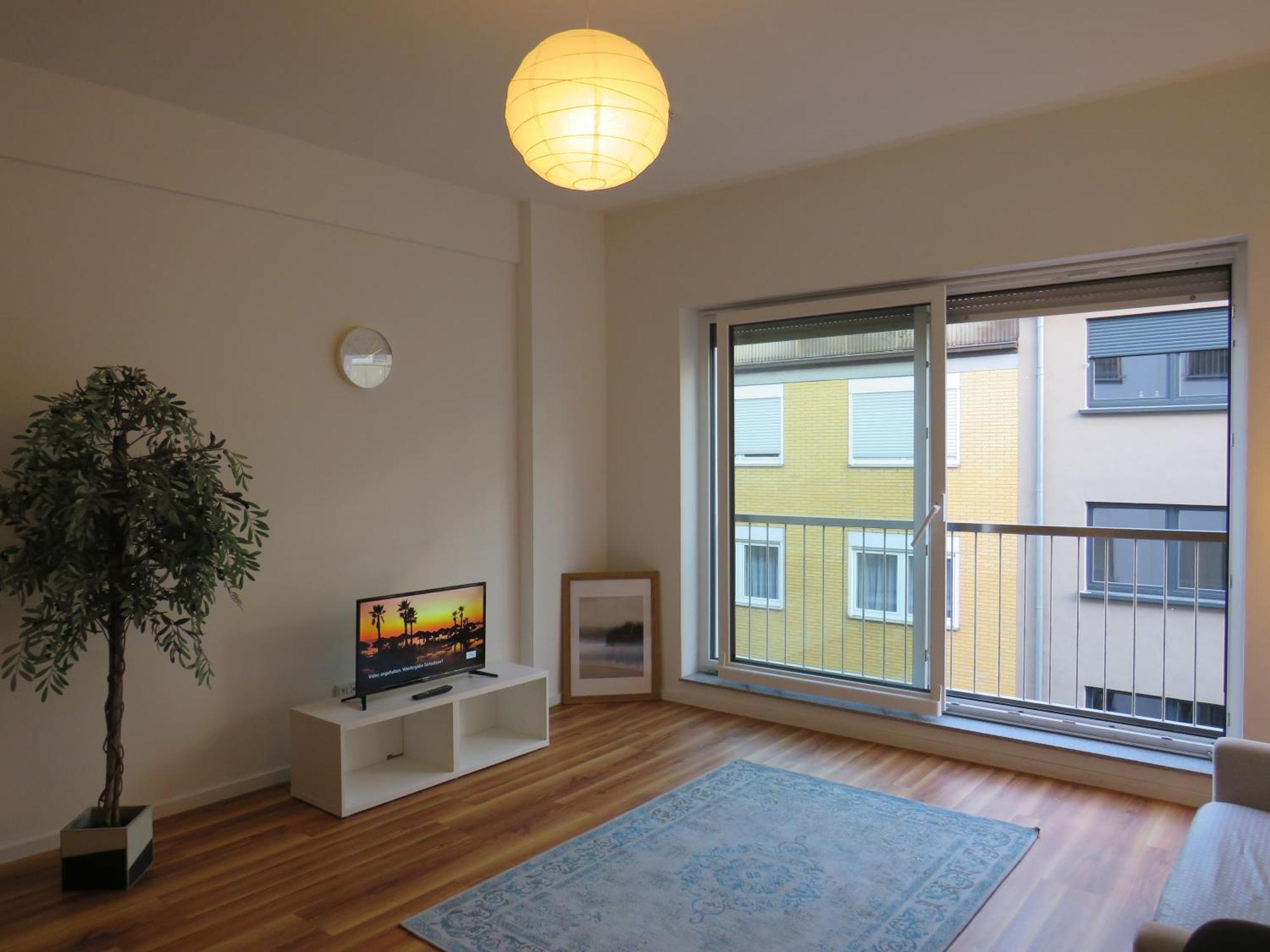 Apartment L8 Street - Q2 16