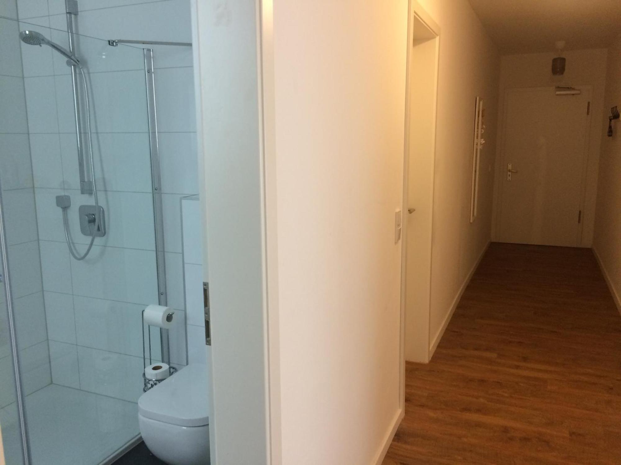 Apartment L8 Street - Q2 16 *